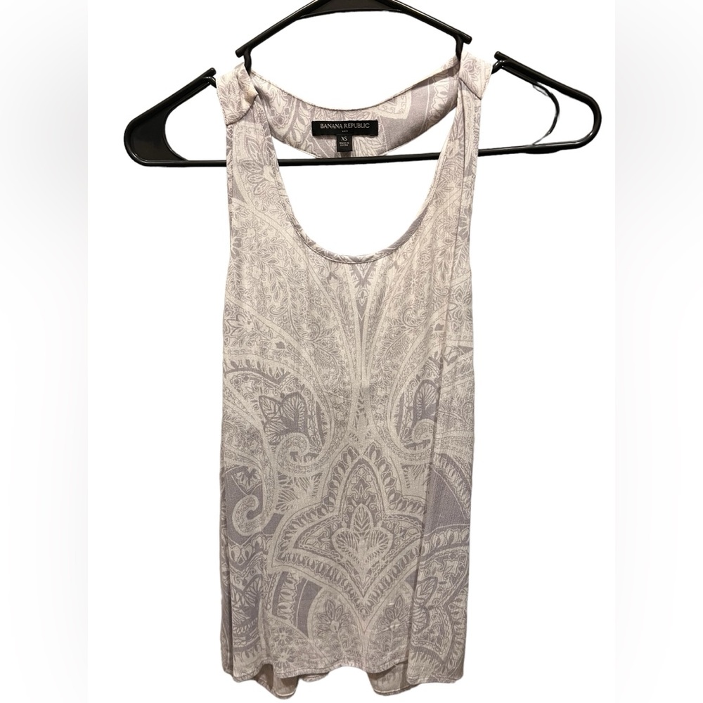 Banana Republic sleeveless top in XS